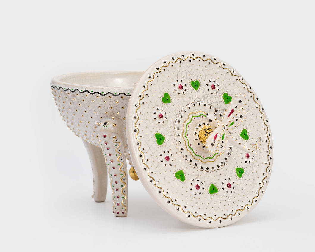 The Box with the Dragonfly that Sang the Red Summer 1